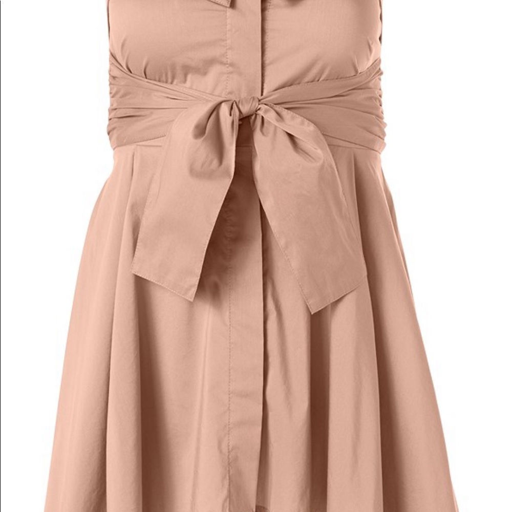 Tie front button up top